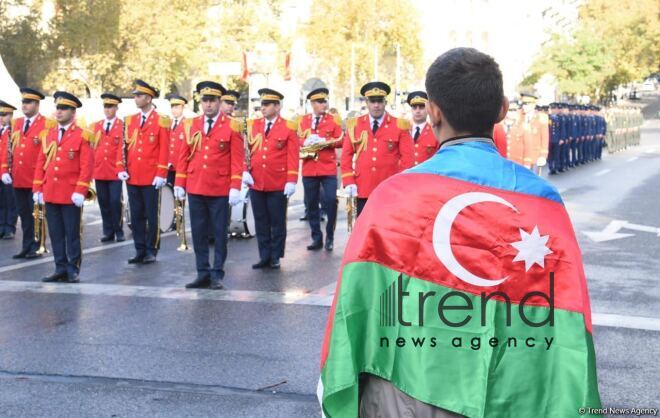 В Баку прошло шествие по случаю 8 ноября - Дня Победы  Азербайджан Баку 08 ноября 2023                            
